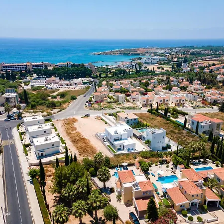 Вилла Arsinoe By Ezoria Корал-Бэй