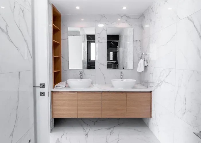 Arsinoe By Ezoria Villa *