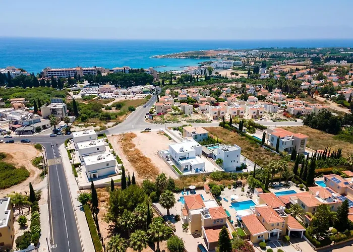 Villa Arsinoe By Ezoria Coral Bay